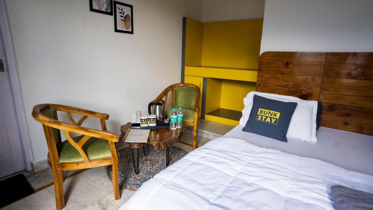 רישיקש Bunkstay Coworking Hostel & Glamping מראה חיצוני תמונה