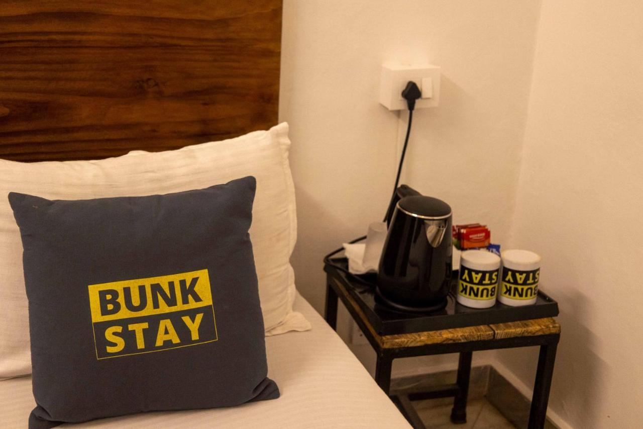 רישיקש Bunkstay Coworking Hostel & Glamping מראה חיצוני תמונה
