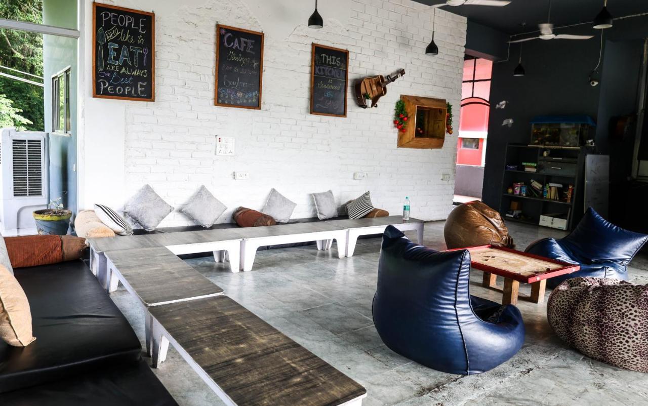 רישיקש Bunkstay Coworking Hostel & Glamping מראה חיצוני תמונה