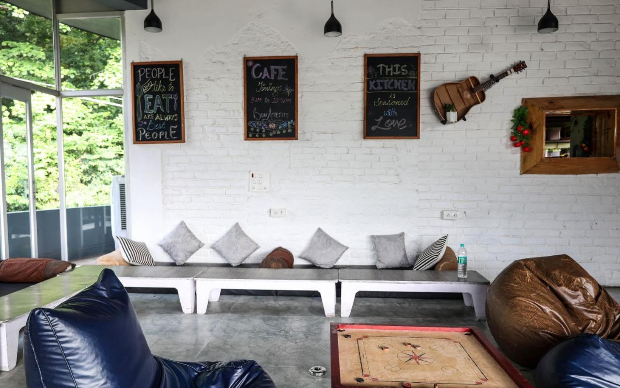 רישיקש Bunkstay Coworking Hostel & Glamping מראה חיצוני תמונה