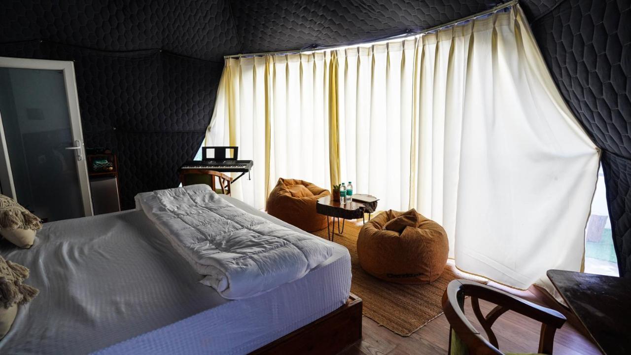 רישיקש Bunkstay Coworking Hostel & Glamping מראה חיצוני תמונה