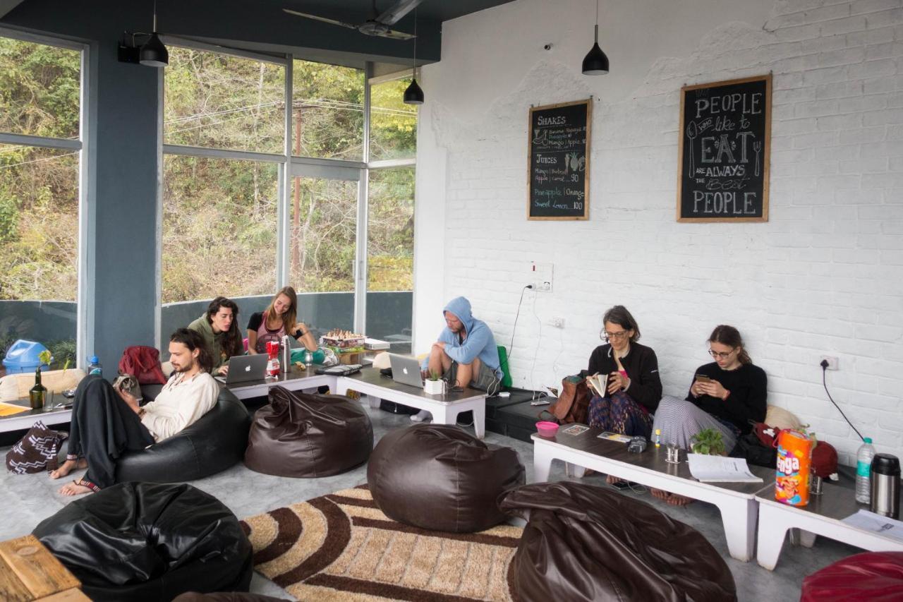 רישיקש Bunkstay Coworking Hostel & Glamping מראה חיצוני תמונה