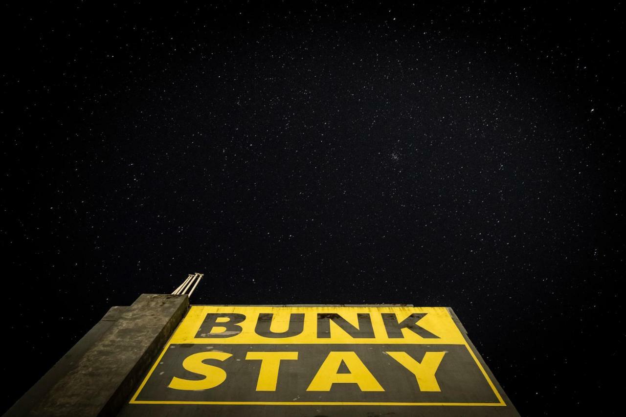 רישיקש Bunkstay Coworking Hostel & Glamping מראה חיצוני תמונה